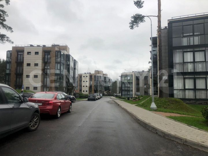 3-к. квартира, 80,6 м², 1/1 эт.