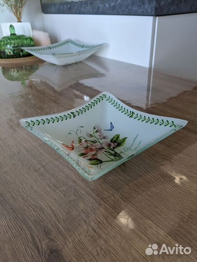 Вазы для фруктов, тарелки