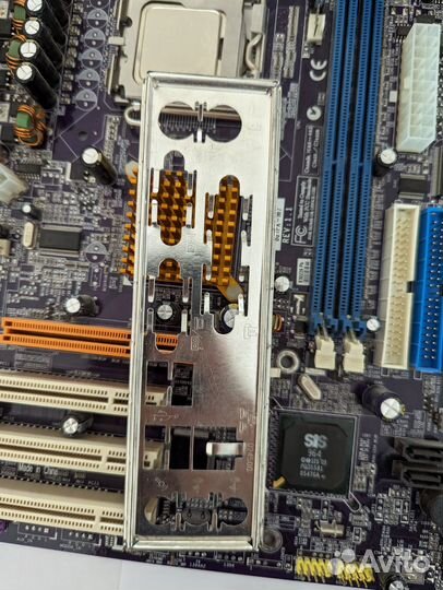 Материнские платы 775