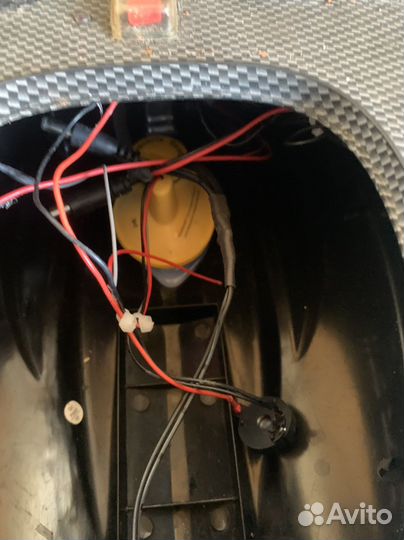 Прикормочный кораблик с gps и эхолотом