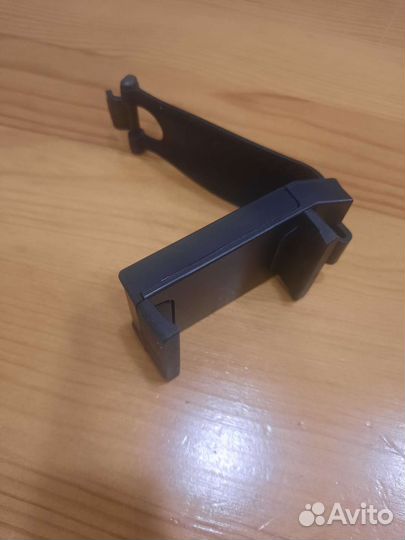 Держатель для телефона в машину