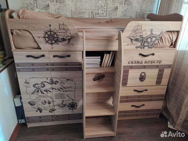 Комплект детской мебели Корсар(кровать, стол, шкаф