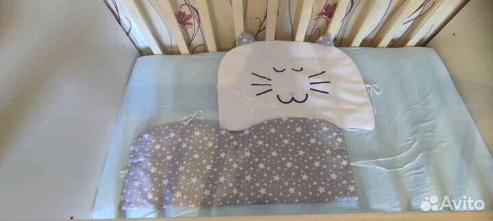 Комплект бортиков в детскую кроватку