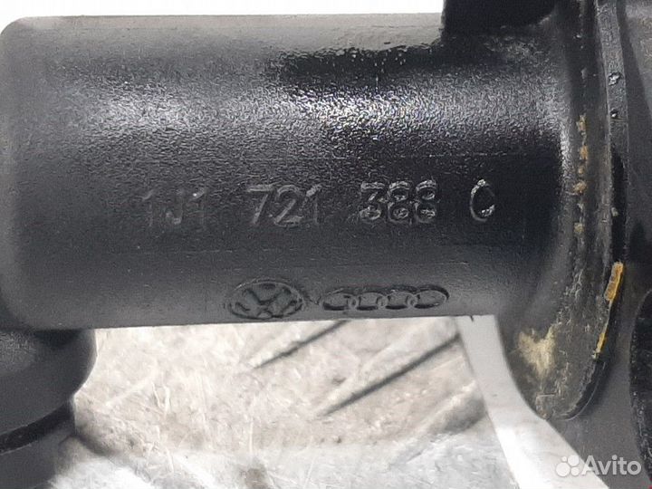 Цилиндр сцепления главный Volkswagen Golf 4 2001