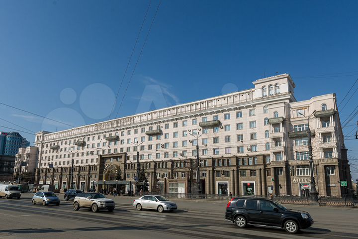 4-к. квартира, 102 м², 7/8 эт.