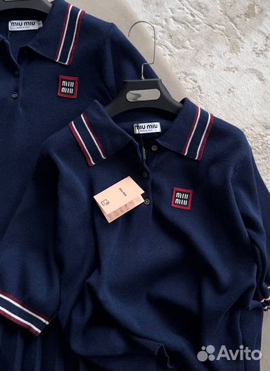 MiuMiu костюм трендовый (топ 2025)