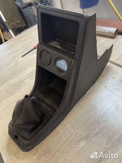 Центральная консоль VW Golf 1 Mk1