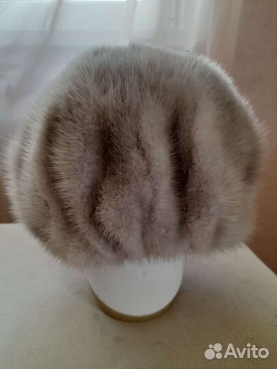 Берет женский норковый