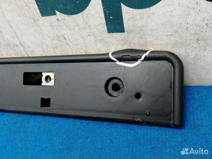 Площадка под номер переднего бампера 52114-42020