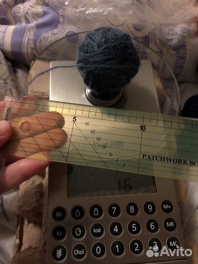 Серо голубые нитки разные