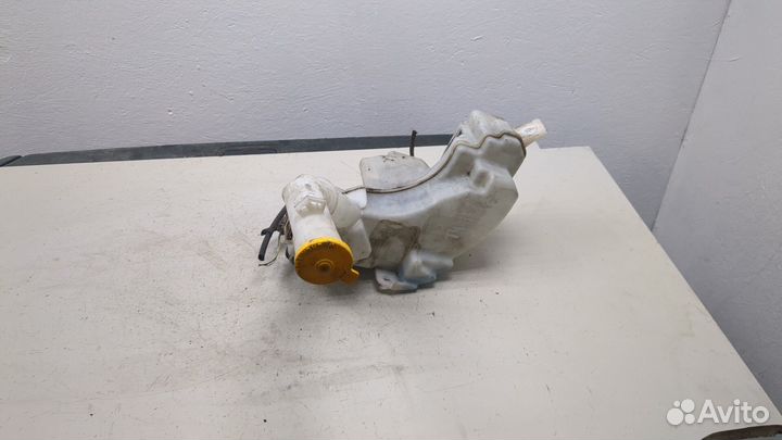 Бачок омывателя Mazda 3 (BK)