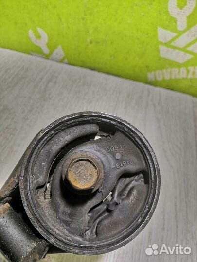 Опора двигателя правая Хендай Акцент 2