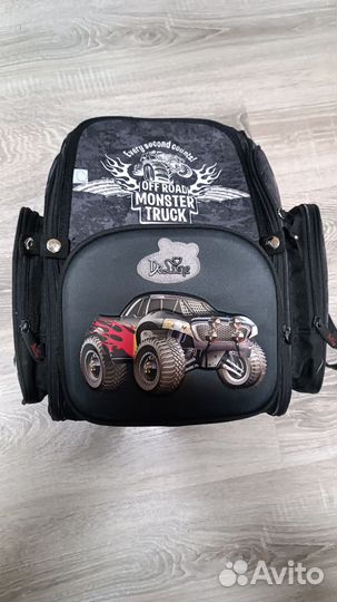 Портфель школьный для мальчика