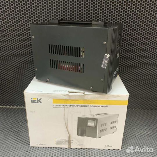 Стабилизатор напряжения IEK CHP1-0-0.5 ква