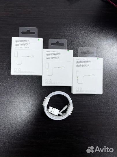 Кабель для зарядки iPhone Apple Lightning 2 метра