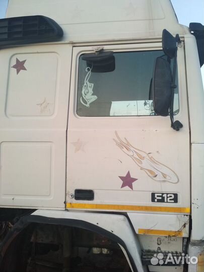 Кабина вольво Ф12