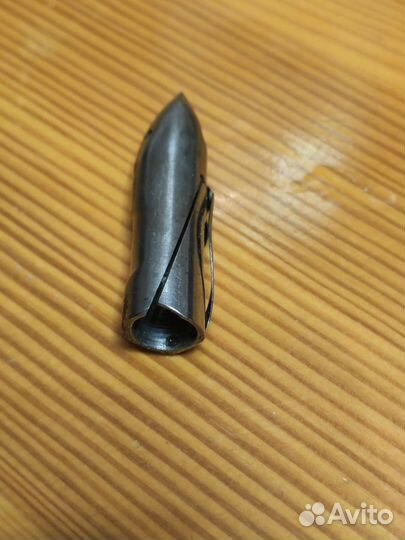 Челнок для швейной машины Зингер