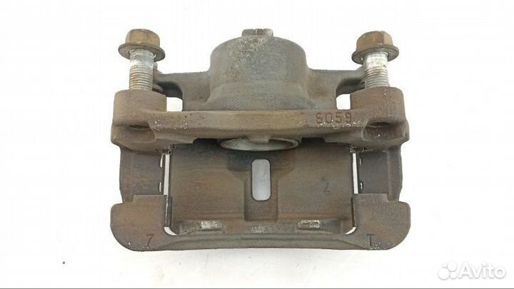 Суппорт передний левый Nissan X-Trail NT31 2011