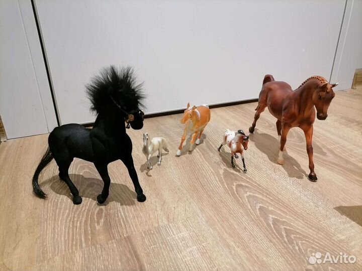 Лошадки, мягкие и др. игрушки см.обьявления