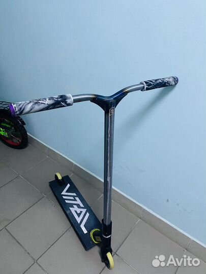 Трюковой самокат в стрит кастомный