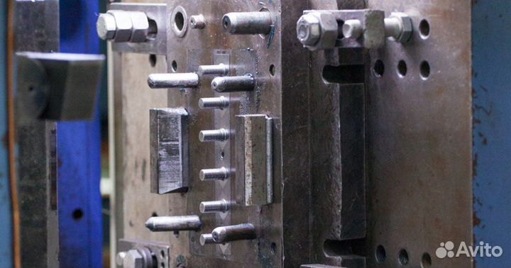 Изготовление пресс форм для литья пластмасс