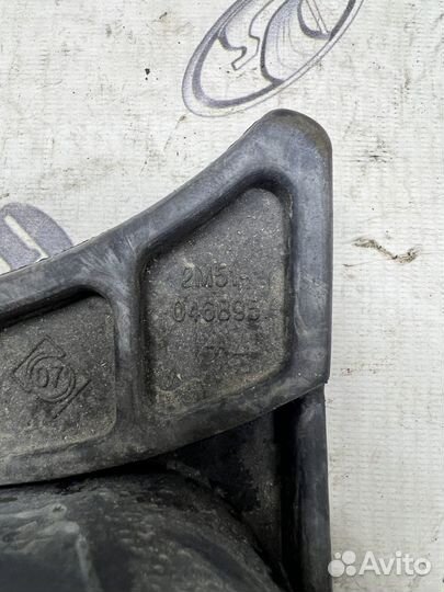 Подстаканник Ford Focus 1