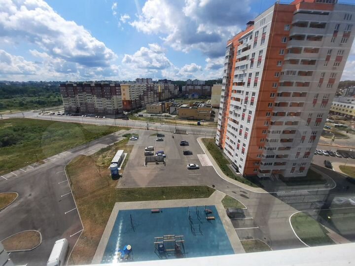 2-к. квартира, 56 м², 3/16 эт.