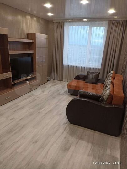 2-к. квартира, 55 м², 8/9 эт.