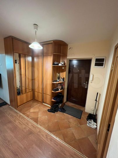 2-к. квартира, 82 м², 5/6 эт.