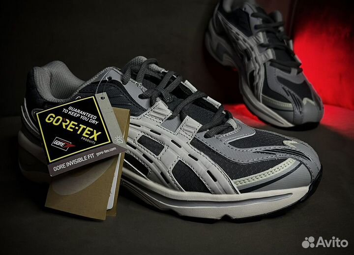 Легкие кроссовки для беговых тренировок