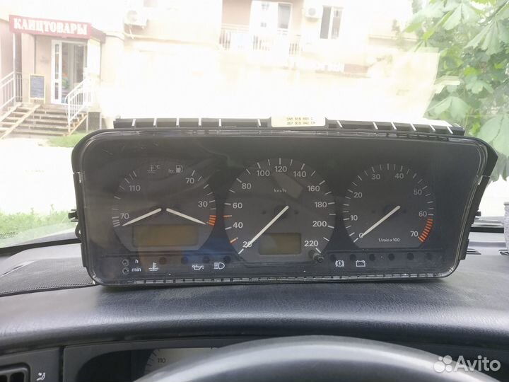 Приборная панель Passat B4