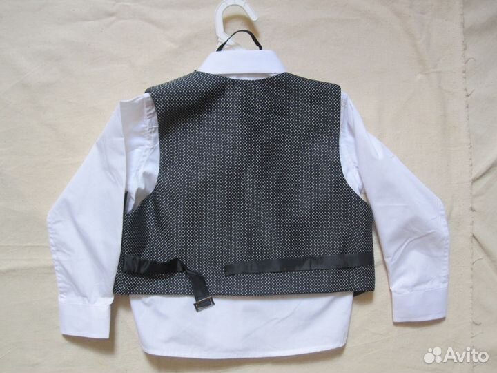 Комплект рубашка, брюки, жилетка, бабочка