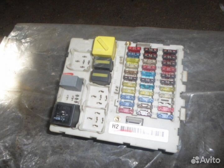 Блок предохранителей салонный Ford Focus 1 1998-20