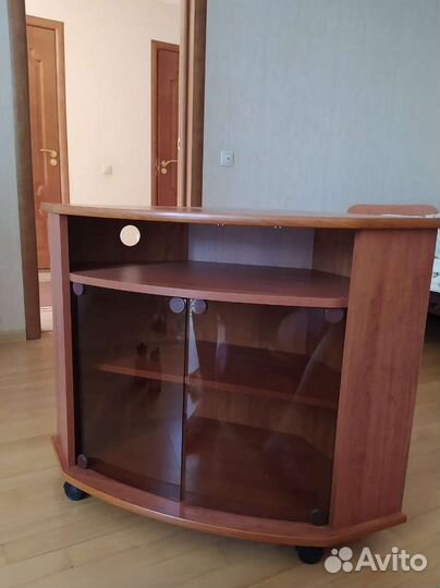 Тумба под тв