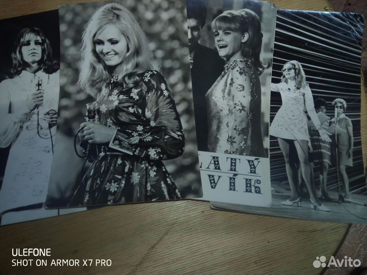 Открытки с артистами и певцами