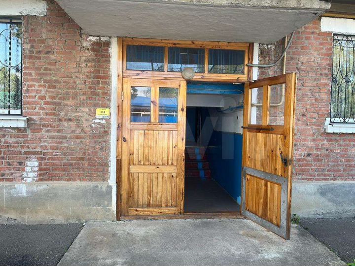 2-к. квартира, 56 м², 2/2 эт.