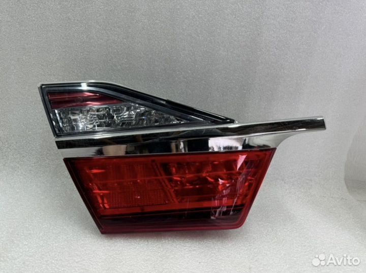 Фонарь задний левый toyota camry 55