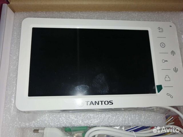 Видеодомофон новый