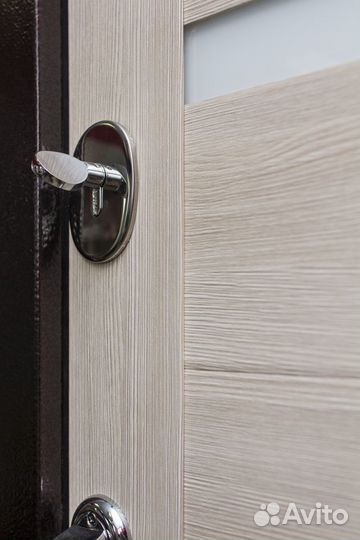 Входная стальная сейф-дверь в Квартиру 3-К зтехно