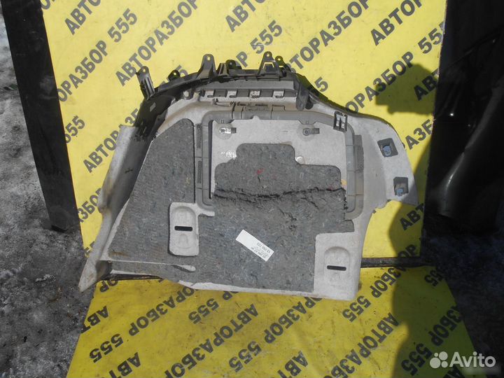 Обшивка багажника левая нижняя Opel Astra H