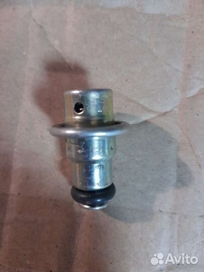 Обратный топливный клапан