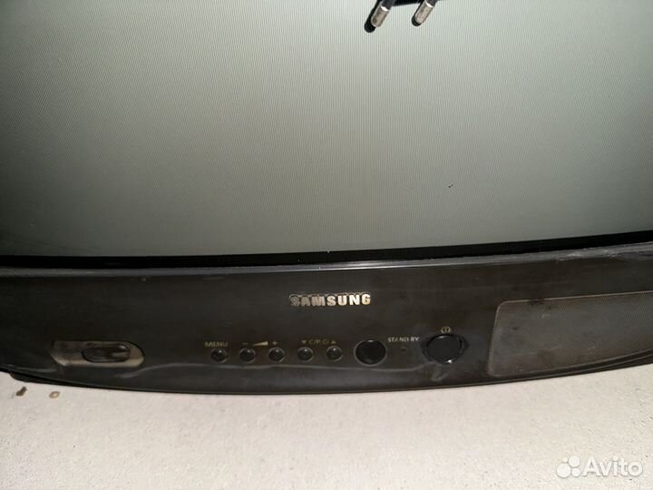 Холодильник, стиральная машинка, телевизор