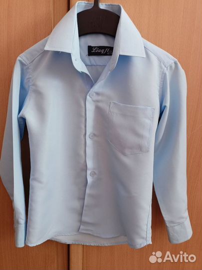 Рубашка светло-голубая