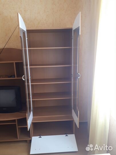 Шкаф сервант