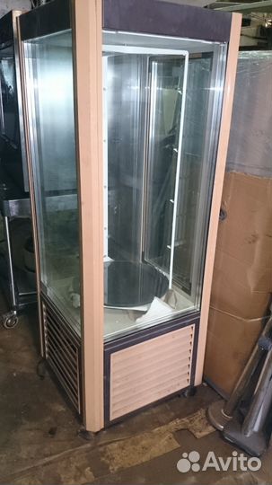 Кондитерская витрина вертикальная