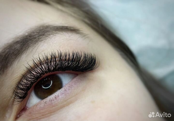 Наращивание и ламинирование ресниц