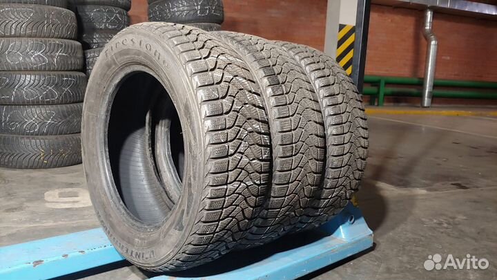 Firestone Winterhawk 205/60 R15 91T