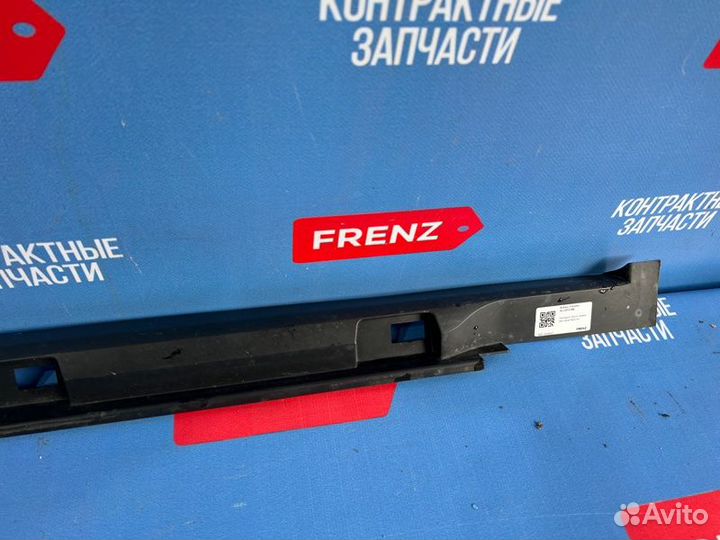 Накладка порога правая Subaru Forester SJ