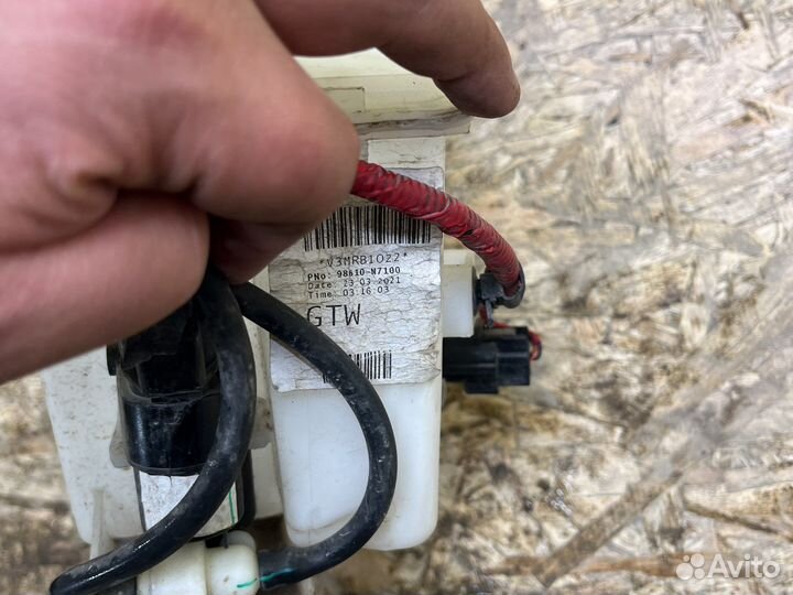 Бачок стеклоомывателя Hyundai Tucson 2021 4