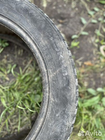 Nokian Tyres Hakkapeliitta 8 215/55 R17